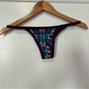 POSH PUA Low Rise Bikini Bottoms ROSE TAPA SIZE MEDIUM Red Pink Blue